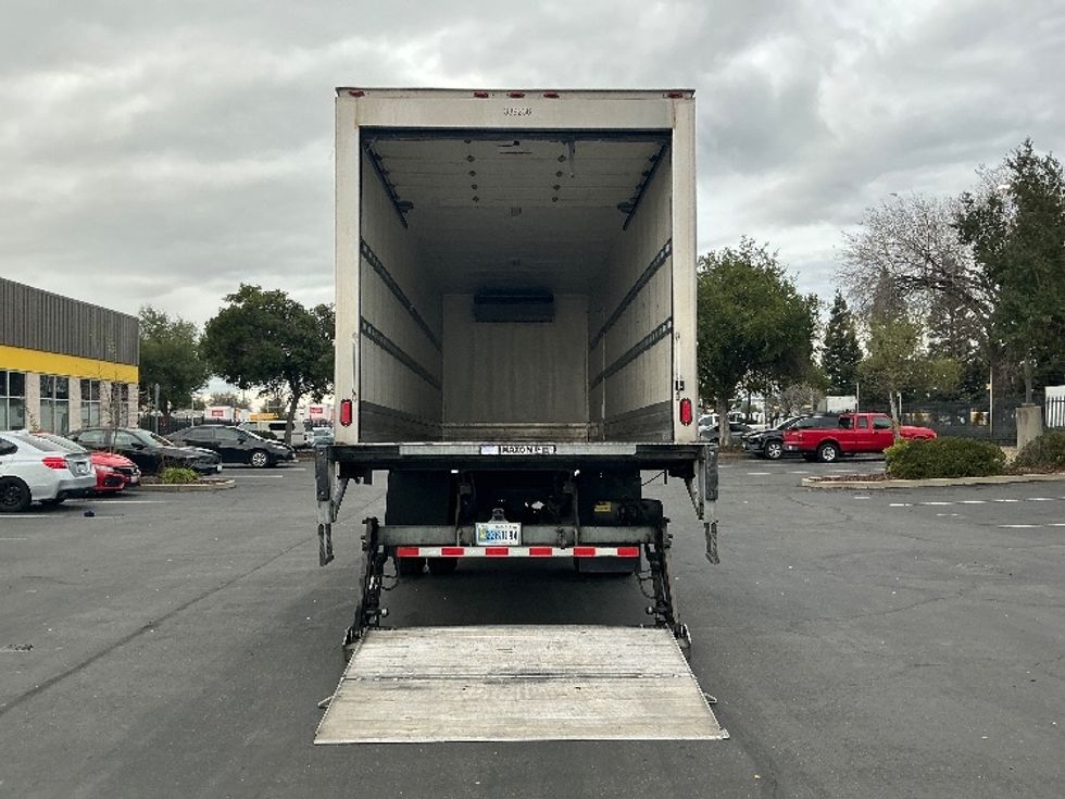 Refrigerated Truck-Light and Medium Duty Trucks-Freightliner-2020-M2-Sacramento-CA-189,836\n\t\tmiles-$ 57,250 - Image 9