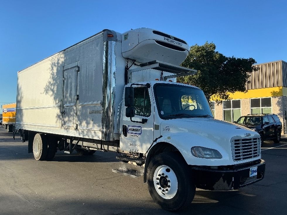Refrigerated Truck-Light and Medium Duty Trucks-Freightliner-2020-M2-Sacramento-CA-273,309\n\t\tmiles-$ 45,750 - Image 1