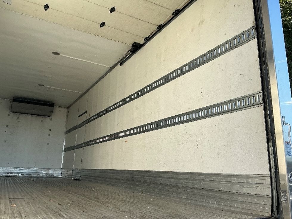 Refrigerated Truck-Light and Medium Duty Trucks-Freightliner-2020-M2-Sacramento-CA-273,309\n\t\tmiles-$ 45,750 - Image 12