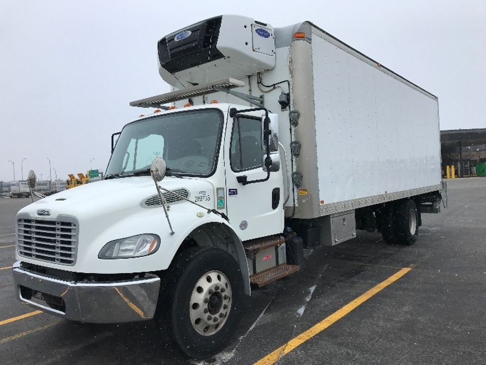 Refrigerated Truck-Light and Medium Duty Trucks-Freightliner-2020-M2-Saint Laurent-PQ-181,994\n\t\tkm-$ 80,000 - Image 1