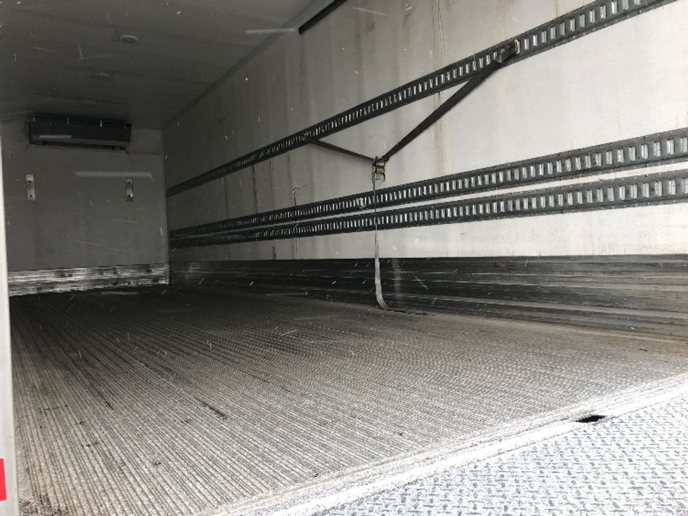 Refrigerated Truck-Light and Medium Duty Trucks-Freightliner-2020-M2-Saint Laurent-PQ-181,994\n\t\tkm-$ 80,000 - Image 13