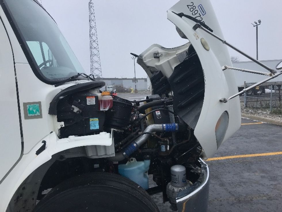 Refrigerated Truck-Light and Medium Duty Trucks-Freightliner-2020-M2-Saint Laurent-PQ-181,994\n\t\tkm-$ 80,000 - Image 23