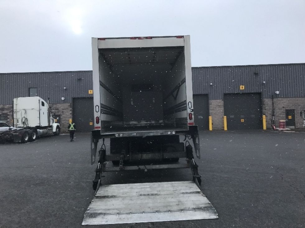 Refrigerated Truck-Light and Medium Duty Trucks-Freightliner-2020-M2-Saint Laurent-PQ-181,994\n\t\tkm-$ 80,000 - Image 9