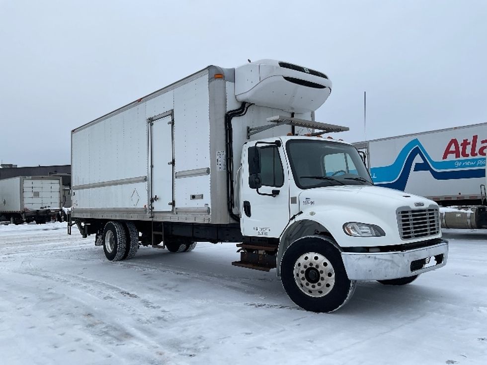 Refrigerated Truck-Light and Medium Duty Trucks-Freightliner-2020-M2-Saint Laurent-PQ-261,369\n\t\tkm-$ 72,250 - Image 1