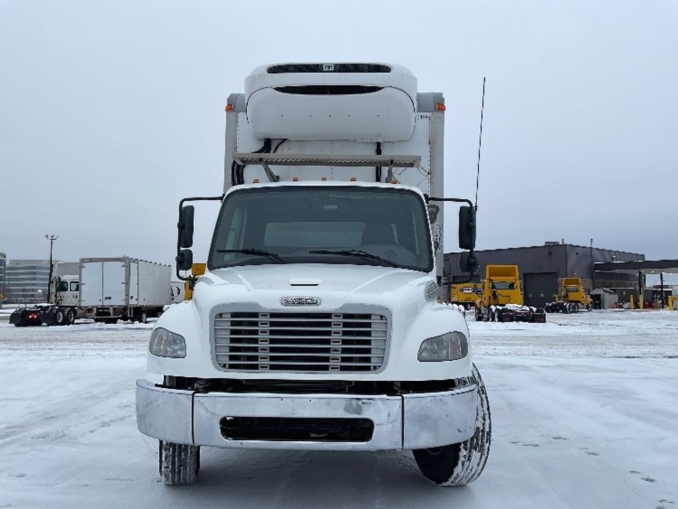 Refrigerated Truck-Light and Medium Duty Trucks-Freightliner-2020-M2-Saint Laurent-PQ-261,369\n\t\tkm-$ 72,250 - Image 2