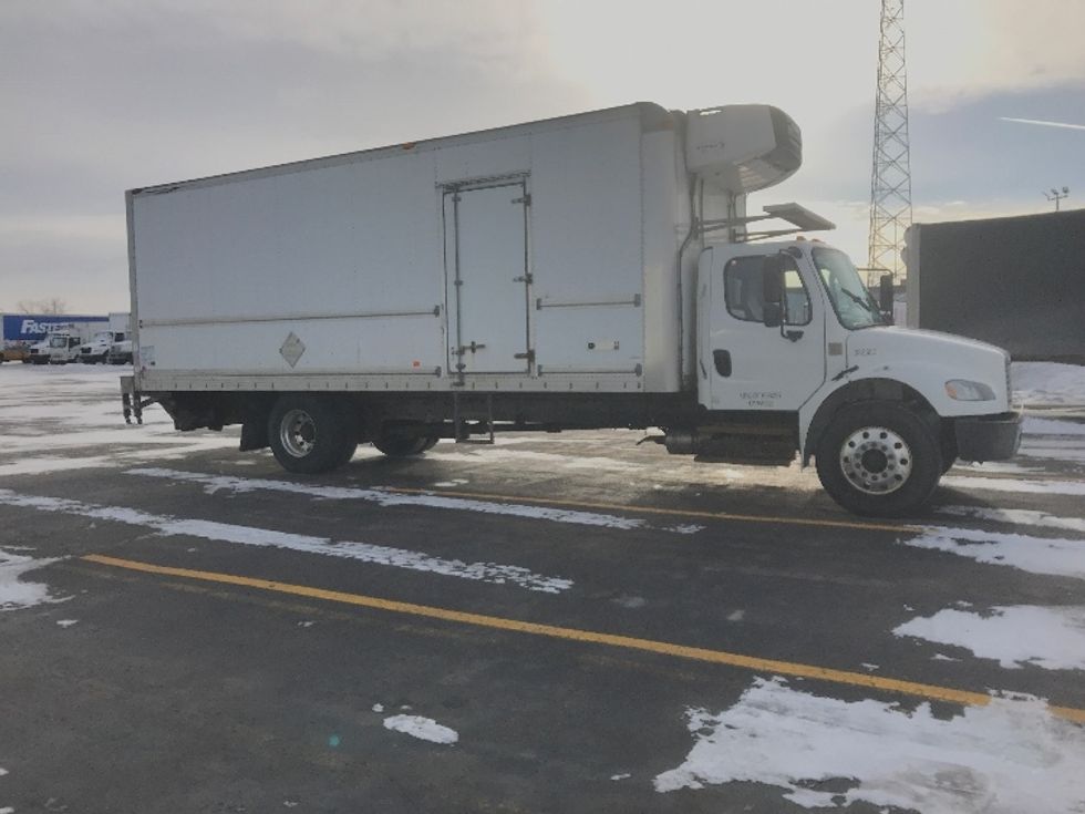 Refrigerated Truck-Light and Medium Duty Trucks-Freightliner-2020-M2-Saint Laurent-PQ-291,438\n\t\tkm-$ 66,500 - Image 15