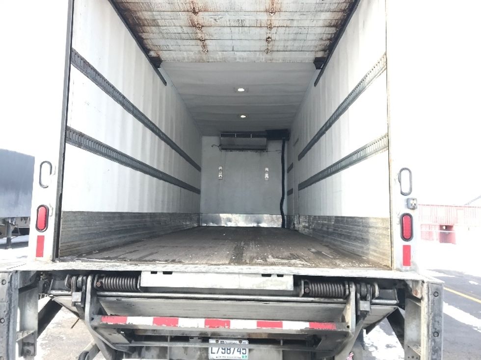 Refrigerated Truck-Light and Medium Duty Trucks-Freightliner-2020-M2-Saint Laurent-PQ-291,438\n\t\tkm-$ 66,500 - Image 8