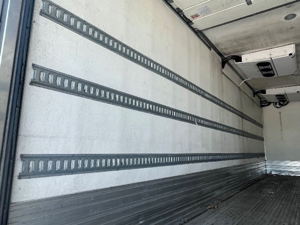 Refrigerated Truck-Light and Medium Duty Trucks-Freightliner-2020-M2-San Antonio-TX-167,316\n\t\tmiles-$ 61,250 - Image 11