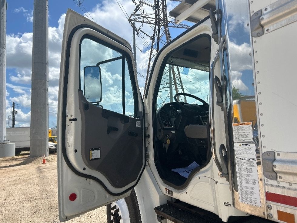 Refrigerated Truck-Light and Medium Duty Trucks-Freightliner-2020-M2-San Antonio-TX-175,312\n\t\tmiles-$ 64,000 - Image 16