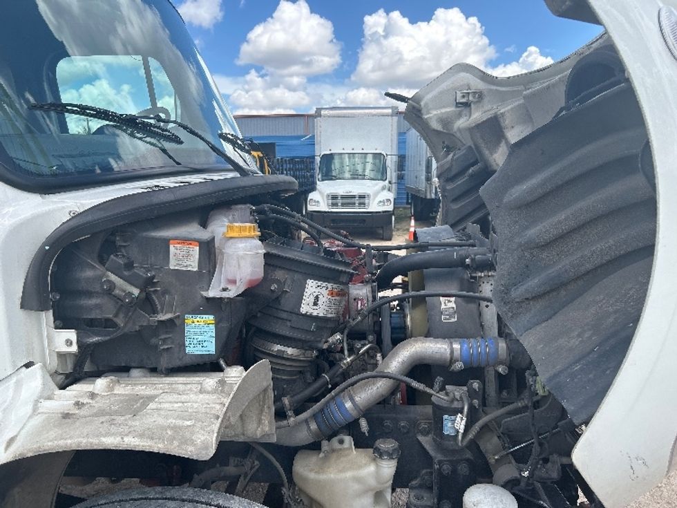Refrigerated Truck-Light and Medium Duty Trucks-Freightliner-2020-M2-San Antonio-TX-175,312\n\t\tmiles-$ 64,000 - Image 22