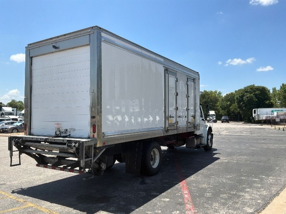 Refrigerated Truck-Light and Medium Duty Trucks-Freightliner-2020-M2-San Antonio-TX-180,184\n\t\tmiles-$ 51,500 - Image 13