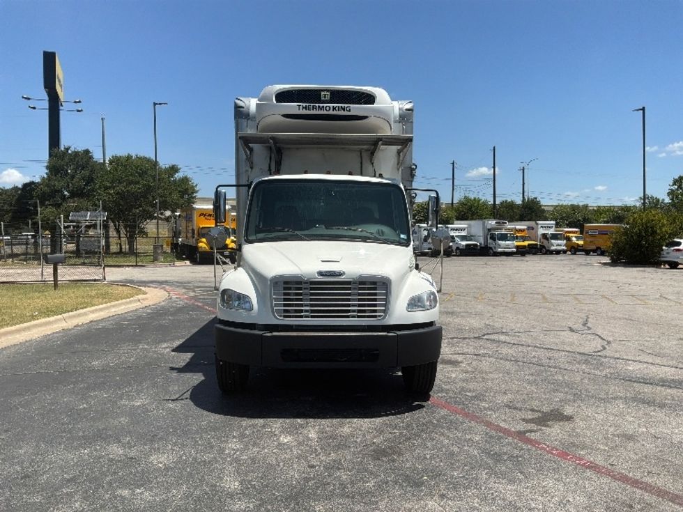 Refrigerated Truck-Light and Medium Duty Trucks-Freightliner-2020-M2-San Antonio-TX-180,184\n\t\tmiles-$ 51,500 - Image 2