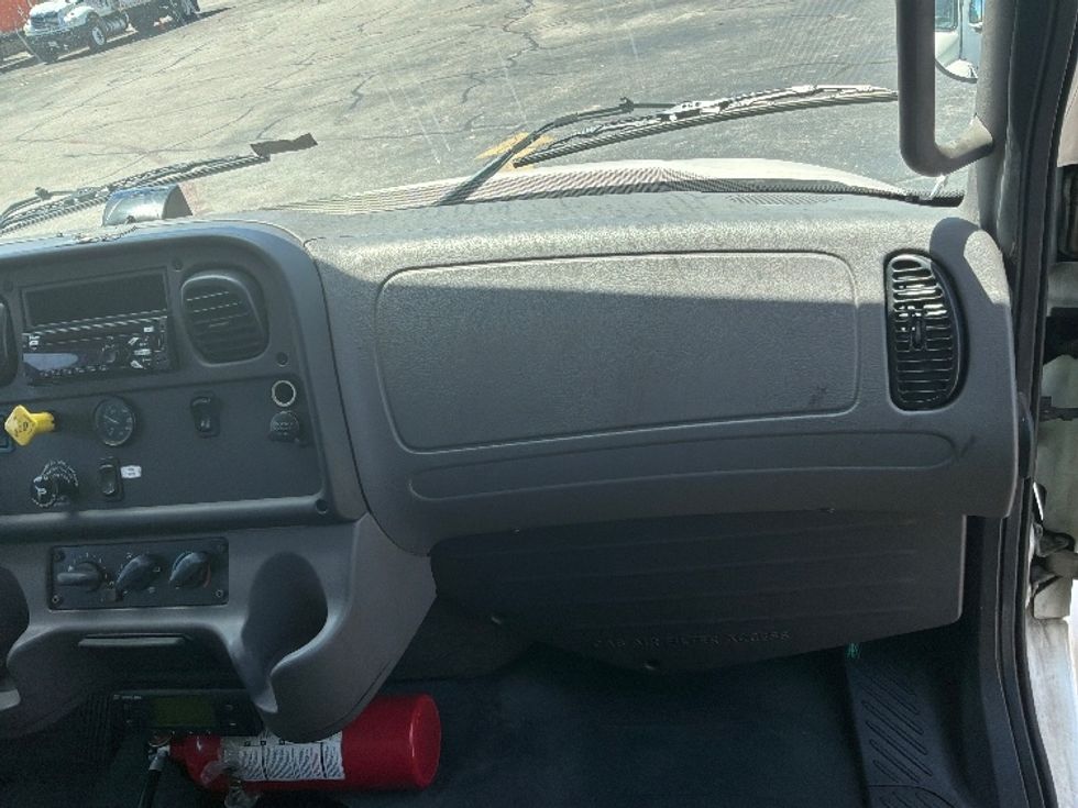 Refrigerated Truck-Light and Medium Duty Trucks-Freightliner-2020-M2-San Antonio-TX-180,184\n\t\tmiles-$ 51,500 - Image 21