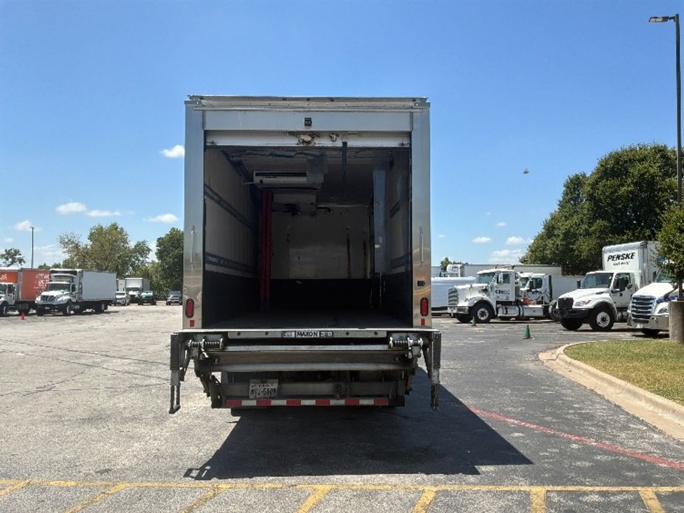 Refrigerated Truck-Light and Medium Duty Trucks-Freightliner-2020-M2-San Antonio-TX-180,184\n\t\tmiles-$ 51,500 - Image 8