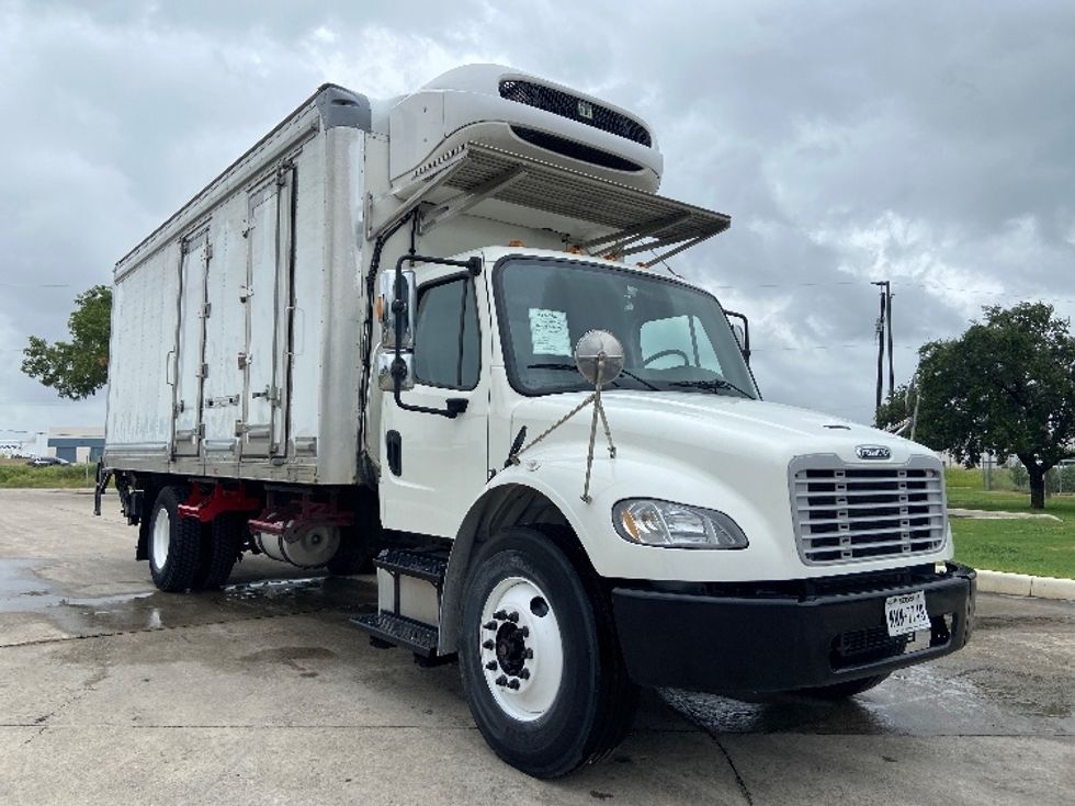 Refrigerated Truck-Light and Medium Duty Trucks-Freightliner-2020-M2-San Antonio-TX-180,802\n\t\tmiles-$ 55,250 - Image 1