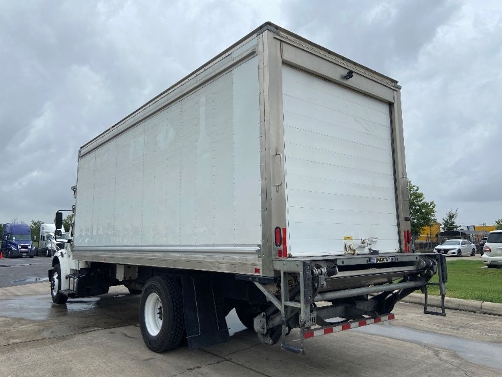 Refrigerated Truck-Light and Medium Duty Trucks-Freightliner-2020-M2-San Antonio-TX-180,802\n\t\tmiles-$ 55,250 - Image 6