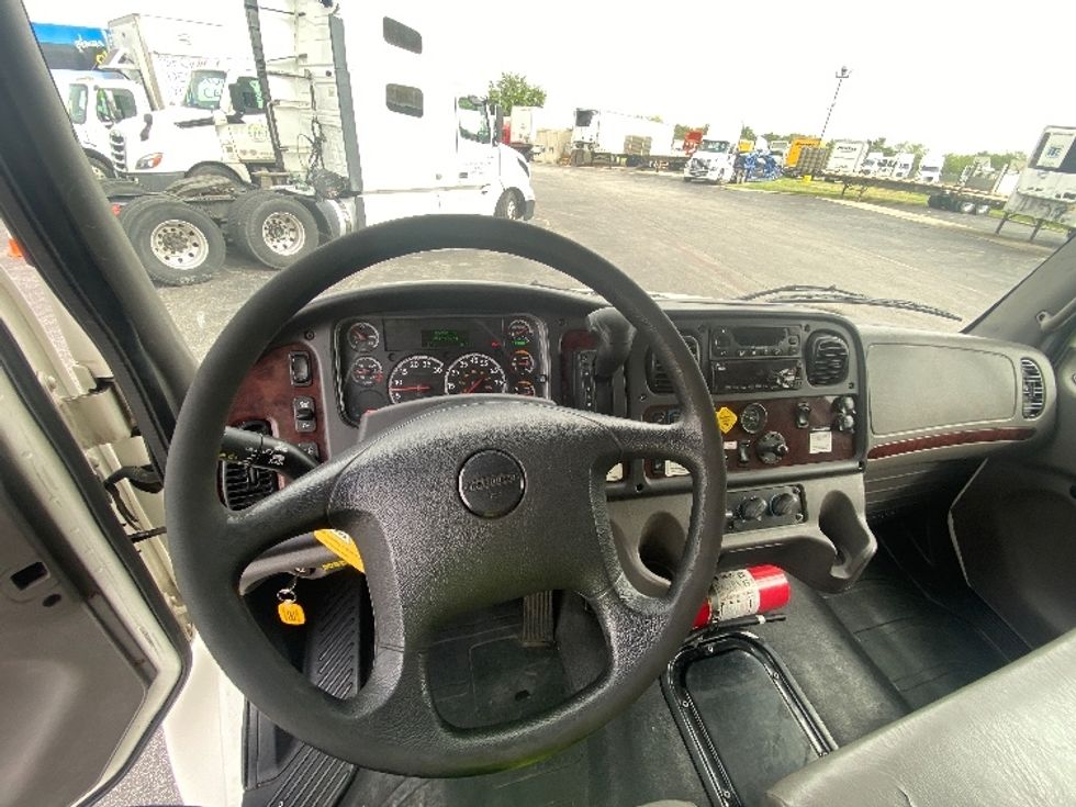 Refrigerated Truck-Light and Medium Duty Trucks-Freightliner-2020-M2-San Antonio-TX-222,361\n\t\tmiles-$ 57,000 - Image 17