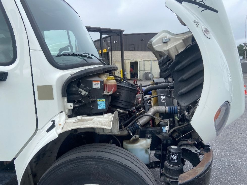 Refrigerated Truck-Light and Medium Duty Trucks-Freightliner-2020-M2-San Antonio-TX-222,361\n\t\tmiles-$ 57,000 - Image 23