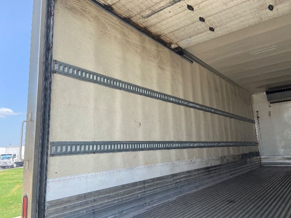 Refrigerated Truck-Light and Medium Duty Trucks-Freightliner-2020-M2-San Antonio-TX-233,235\n\t\tmiles-$ 45,000 - Image 11
