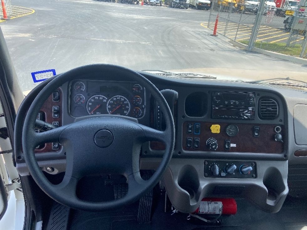Refrigerated Truck-Light and Medium Duty Trucks-Freightliner-2020-M2-San Antonio-TX-233,235\n\t\tmiles-$ 45,000 - Image 18