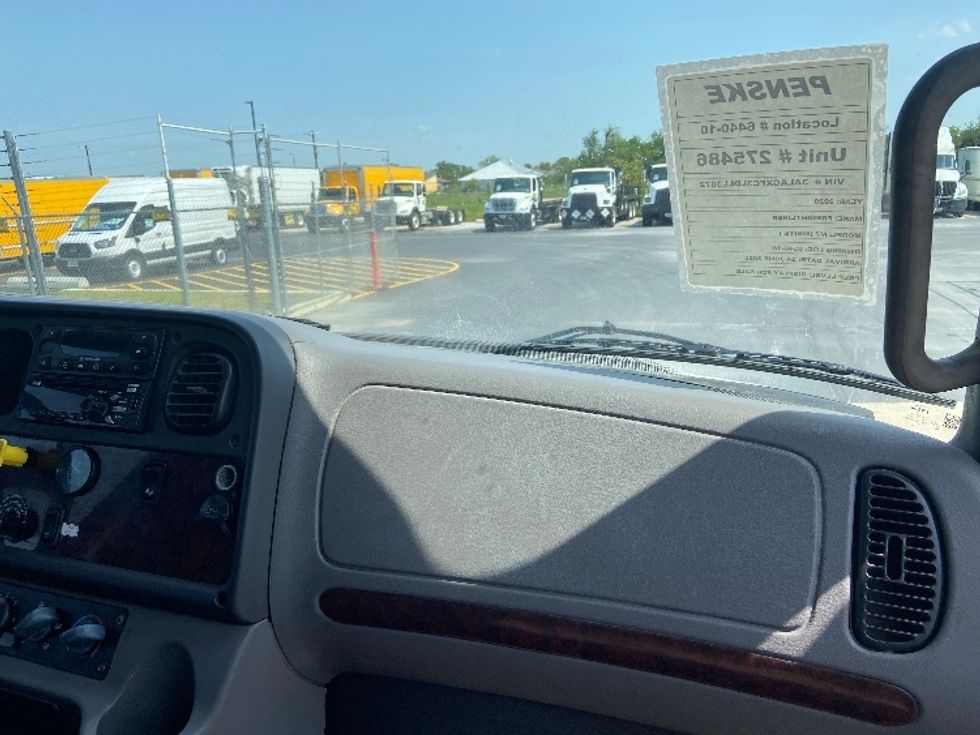Refrigerated Truck-Light and Medium Duty Trucks-Freightliner-2020-M2-San Antonio-TX-233,235\n\t\tmiles-$ 45,000 - Image 21