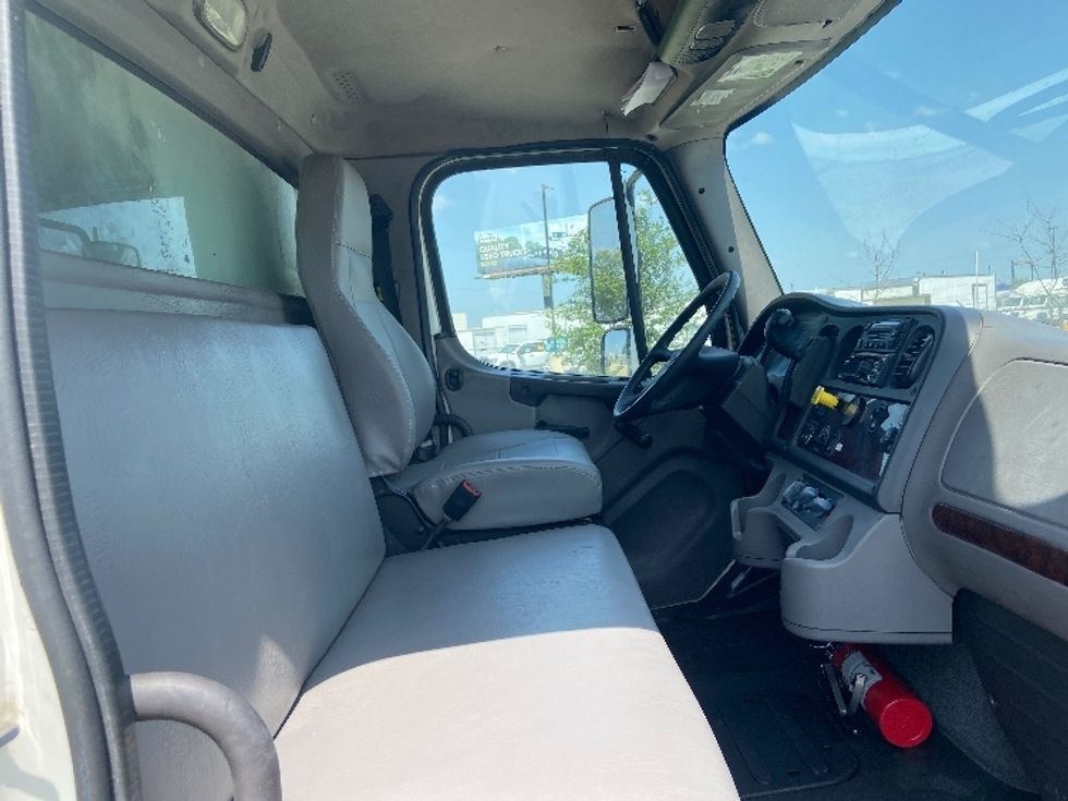 Refrigerated Truck-Light and Medium Duty Trucks-Freightliner-2020-M2-San Antonio-TX-233,235\n\t\tmiles-$ 45,000 - Image 22