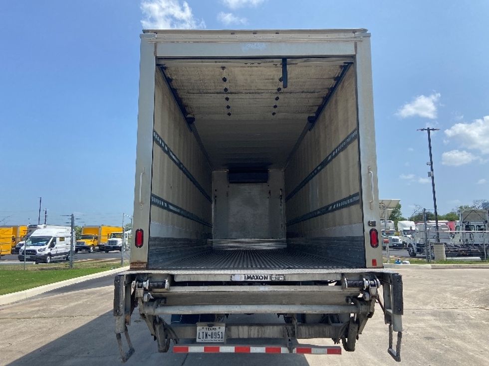 Refrigerated Truck-Light and Medium Duty Trucks-Freightliner-2020-M2-San Antonio-TX-233,235\n\t\tmiles-$ 45,000 - Image 8