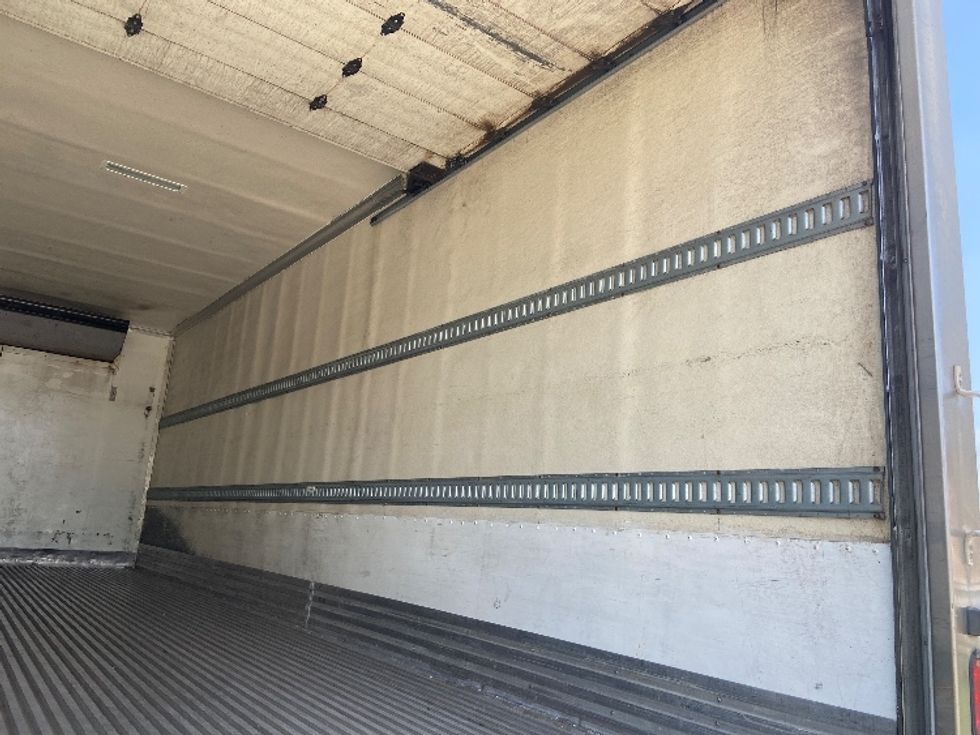 Refrigerated Truck-Light and Medium Duty Trucks-Freightliner-2020-M2-San Antonio-TX-233,788\n\t\tmiles-$ 41,000 - Image 12