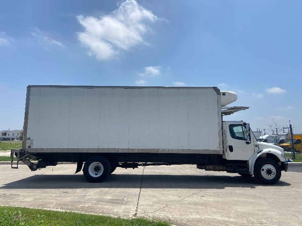 Refrigerated Truck-Light and Medium Duty Trucks-Freightliner-2020-M2-San Antonio-TX-233,788\n\t\tmiles-$ 41,000 - Image 15