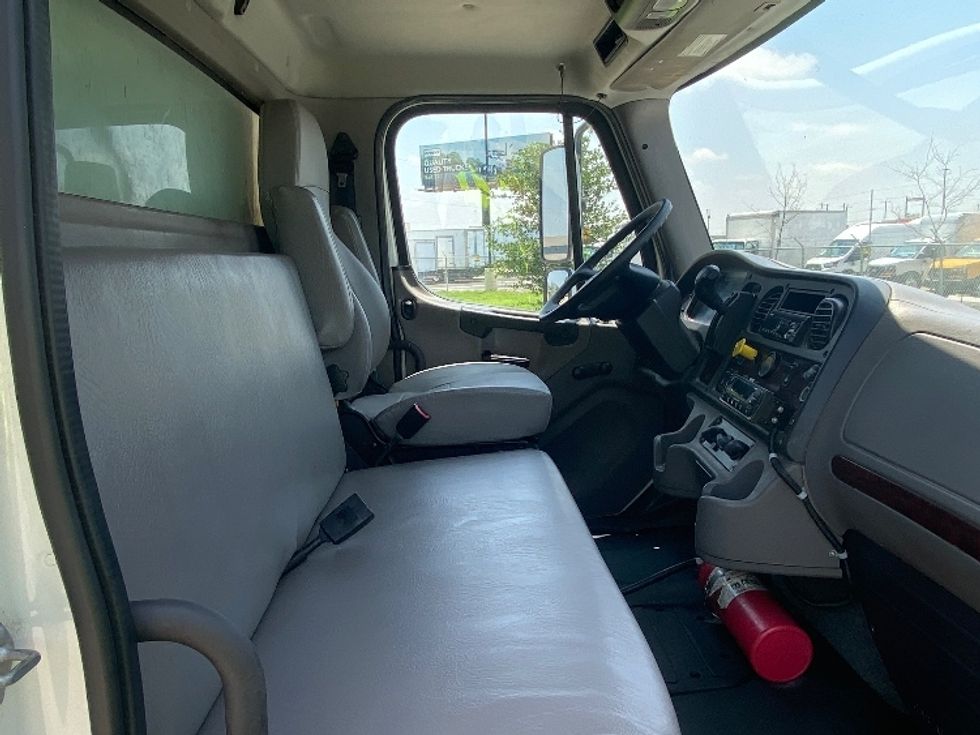 Refrigerated Truck-Light and Medium Duty Trucks-Freightliner-2020-M2-San Antonio-TX-233,788\n\t\tmiles-$ 41,000 - Image 22