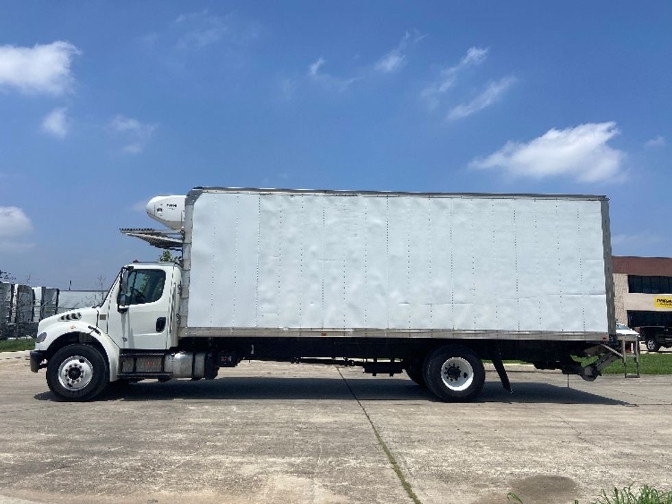 Refrigerated Truck-Light and Medium Duty Trucks-Freightliner-2020-M2-San Antonio-TX-233,788\n\t\tmiles-$ 41,000 - Image 4