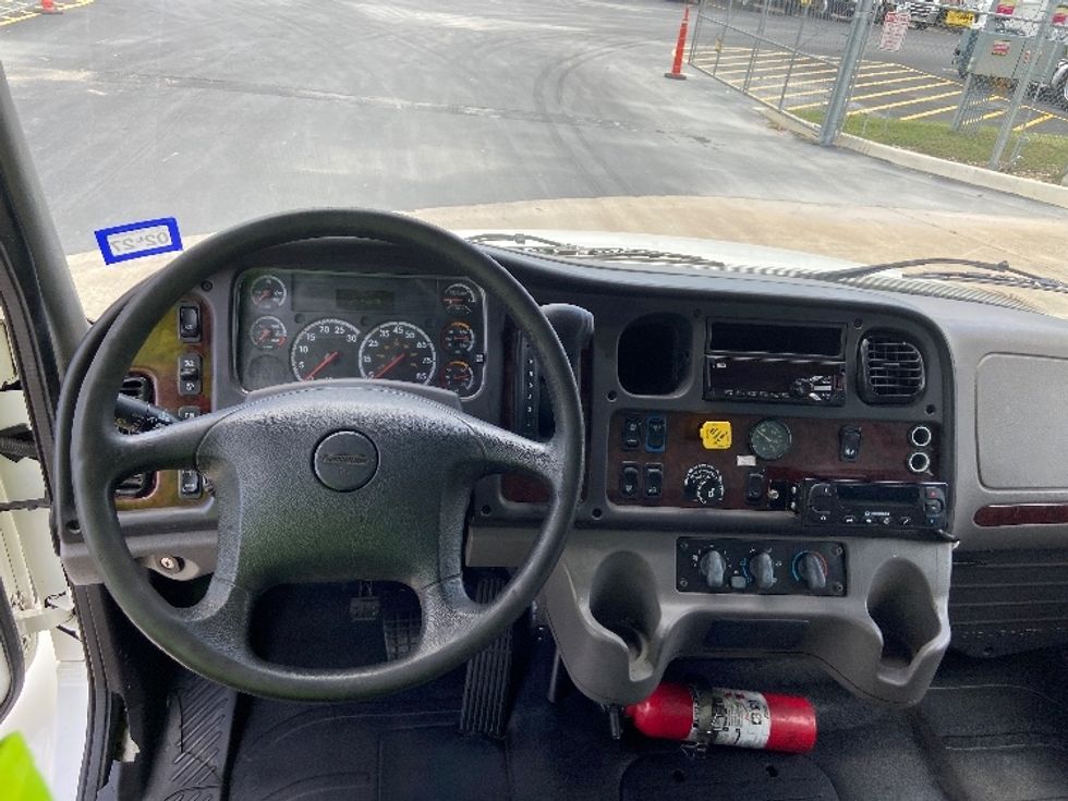 Refrigerated Truck-Light and Medium Duty Trucks-Freightliner-2020-M2-San Antonio-TX-238,142\n\t\tmiles-$ 44,500 - Image 17