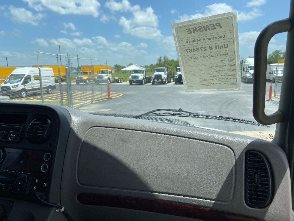 Refrigerated Truck-Light and Medium Duty Trucks-Freightliner-2020-M2-San Antonio-TX-238,142\n\t\tmiles-$ 44,500 - Image 20