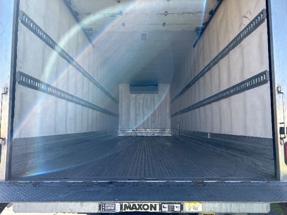 Refrigerated Truck-Light and Medium Duty Trucks-Freightliner-2020-M2-San Diego-CA-108,884\n\t\tmiles-$ 68,500 - Image 10
