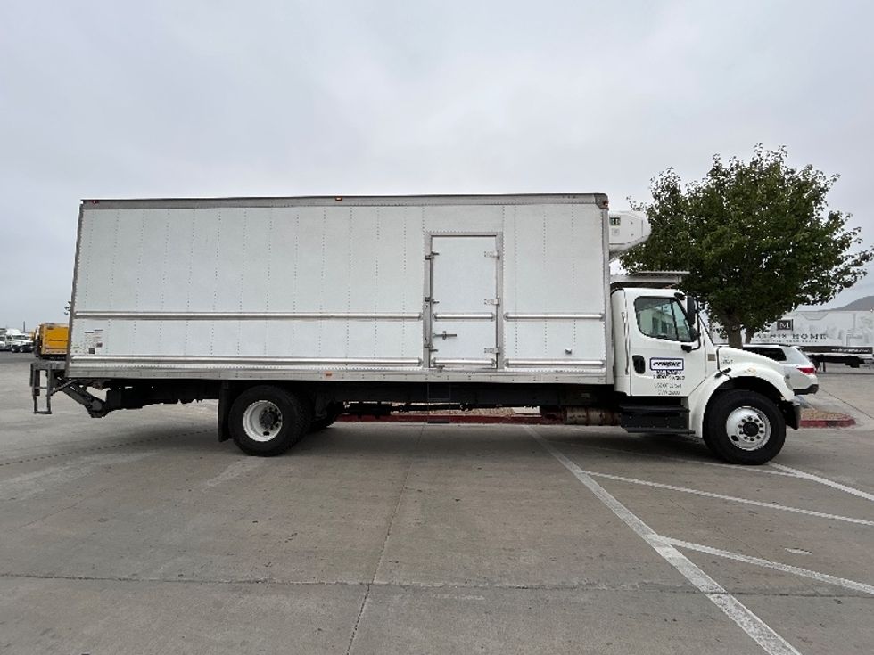 Refrigerated Truck-Light and Medium Duty Trucks-Freightliner-2020-M2-San Diego-CA-108,884\n\t\tmiles-$ 68,500 - Image 15