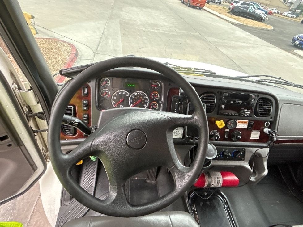 Refrigerated Truck-Light and Medium Duty Trucks-Freightliner-2020-M2-San Diego-CA-108,884\n\t\tmiles-$ 68,500 - Image 18