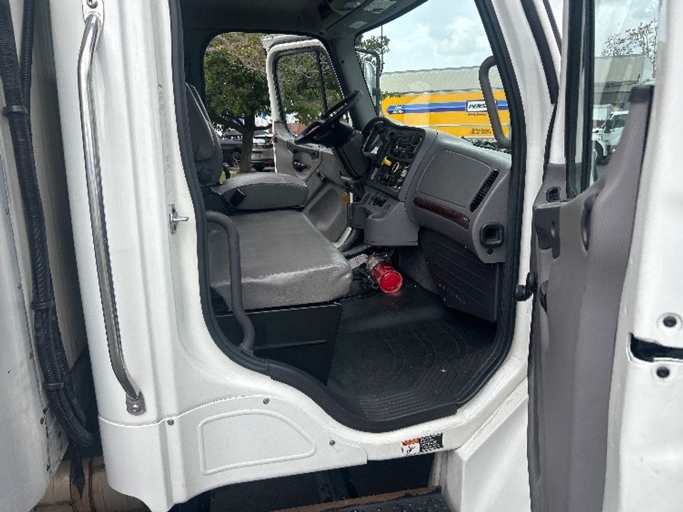 Refrigerated Truck-Light and Medium Duty Trucks-Freightliner-2020-M2-San Diego-CA-164,786\n\t\tmiles-$ 61,750 - Image 22