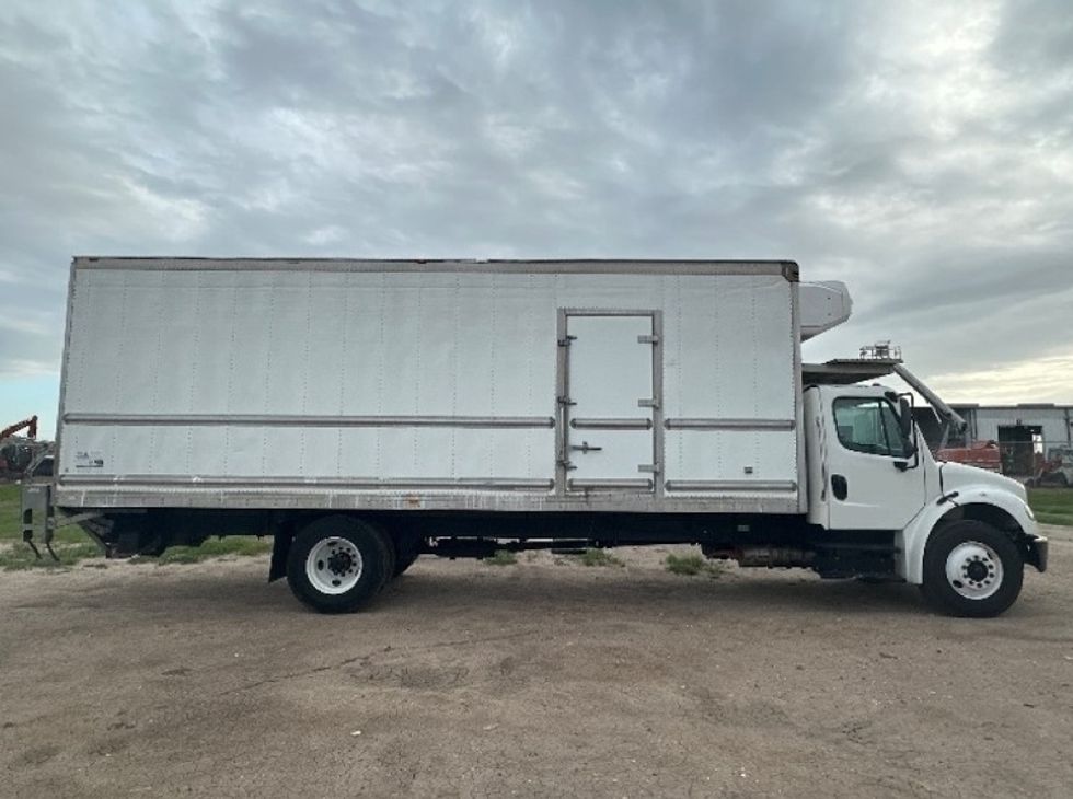 Refrigerated Truck-Light and Medium Duty Trucks-Freightliner-2020-M2-Shreveport-LA-159,131\n\t\tmiles-$ 66,250 - Image 15