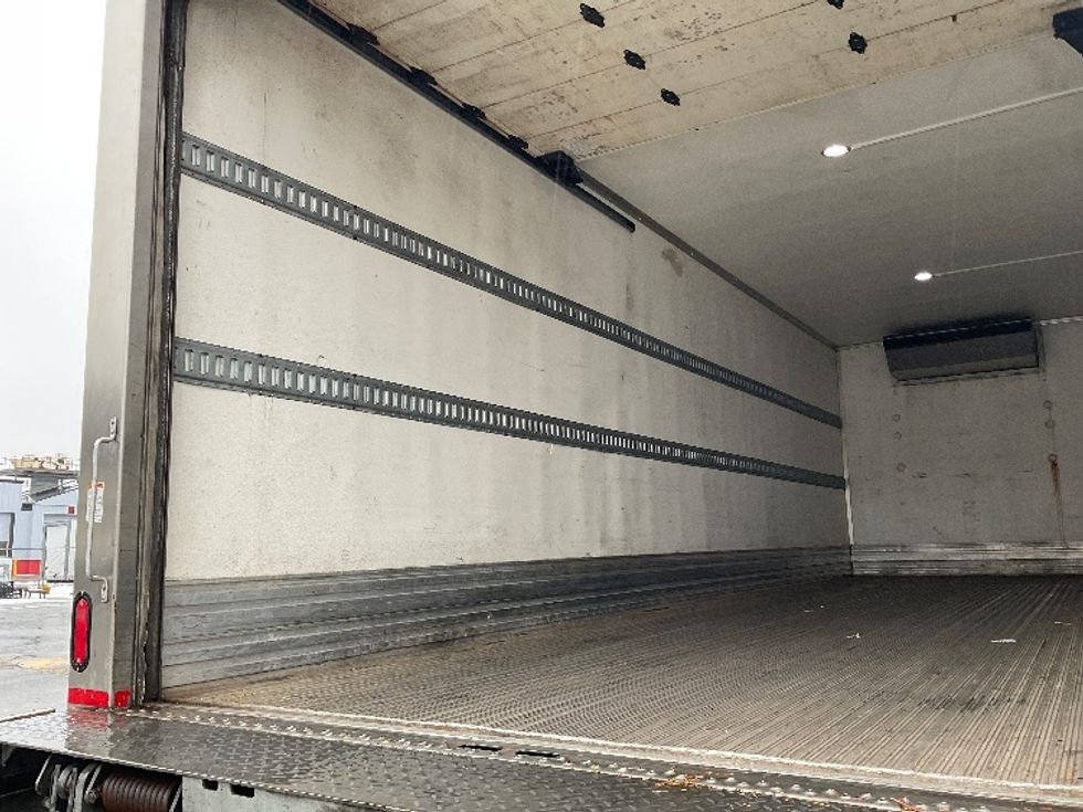 Refrigerated Truck-Light and Medium Duty Trucks-Freightliner-2020-M2-South Portland-ME-171,021\n\t\tmiles-$ 53,500 - Image 10