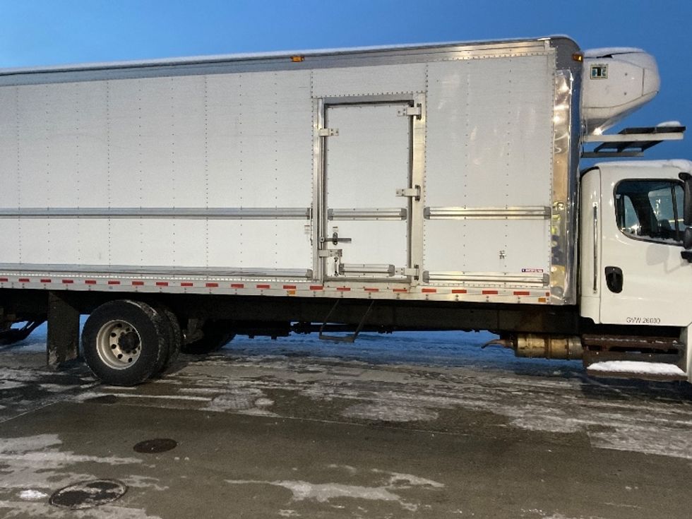Refrigerated Truck-Light and Medium Duty Trucks-Freightliner-2020-M2-South Portland-ME-171,021\n\t\tmiles-$ 53,500 - Image 14