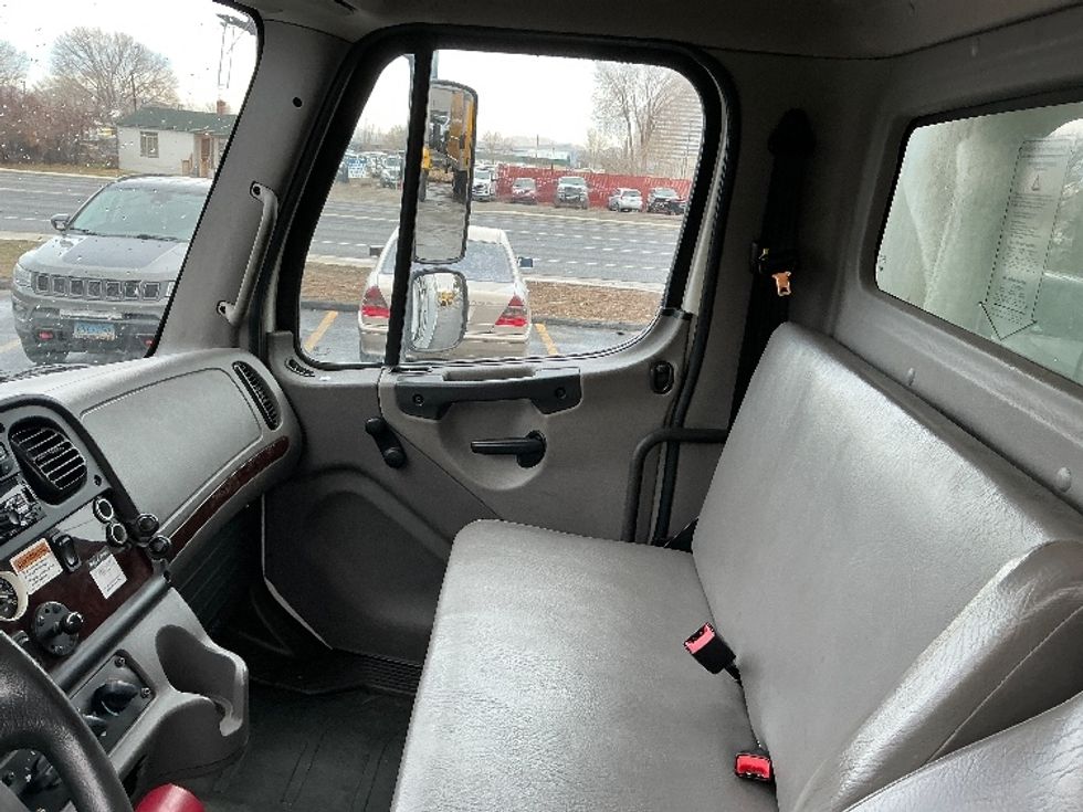 Refrigerated Truck-Light and Medium Duty Trucks-Freightliner-2020-M2-Sparks-NV-180,832\n\t\tmiles-$ 59,500 - Image 19