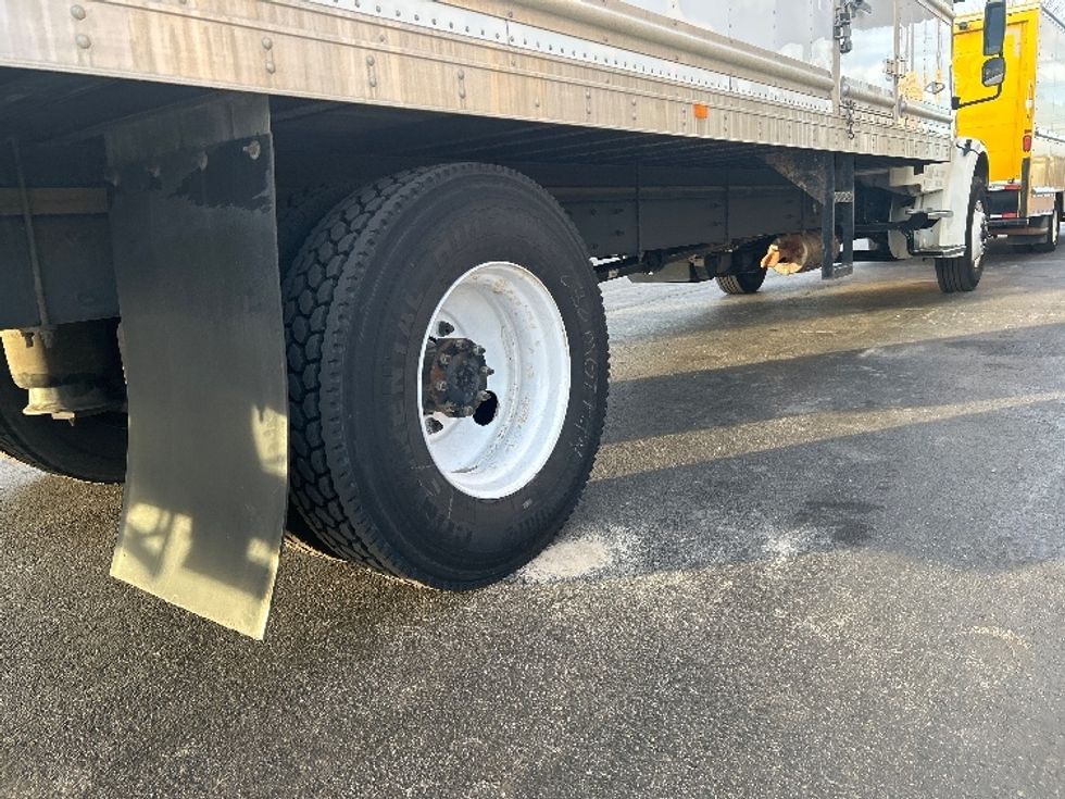 Refrigerated Truck-Light and Medium Duty Trucks-Freightliner-2020-M2-Springfield-MO-137,178\n\t\tmiles-$ 69,250 - Image 14