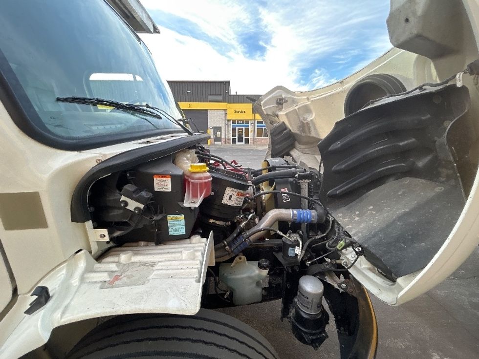 Refrigerated Truck-Light and Medium Duty Trucks-Freightliner-2020-M2-Springfield-MO-137,178\n\t\tmiles-$ 69,250 - Image 22