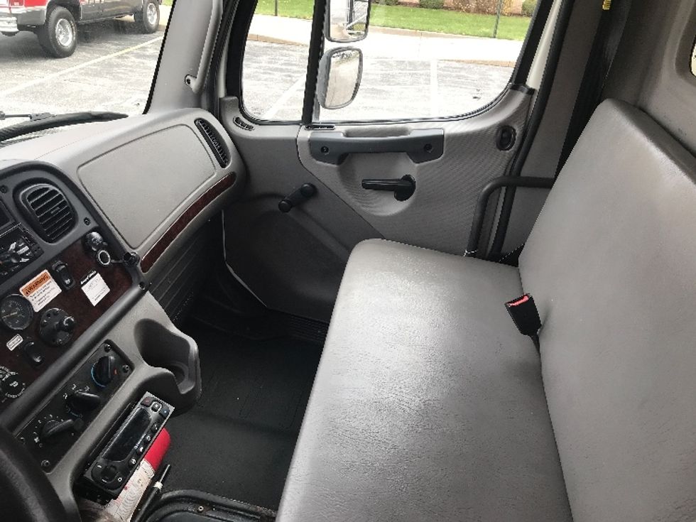 Refrigerated Truck-Light and Medium Duty Trucks-Freightliner-2020-M2-St Cloud-MN-185,618\n\t\tmiles-$ 59,250 - Image 19