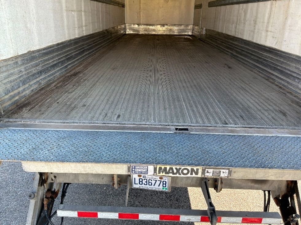 Refrigerated Truck-Light and Medium Duty Trucks-Freightliner-2020-M2-Ste-Foy-PQ-216,343\n\t\tkm-$ 72,000 - Image 10