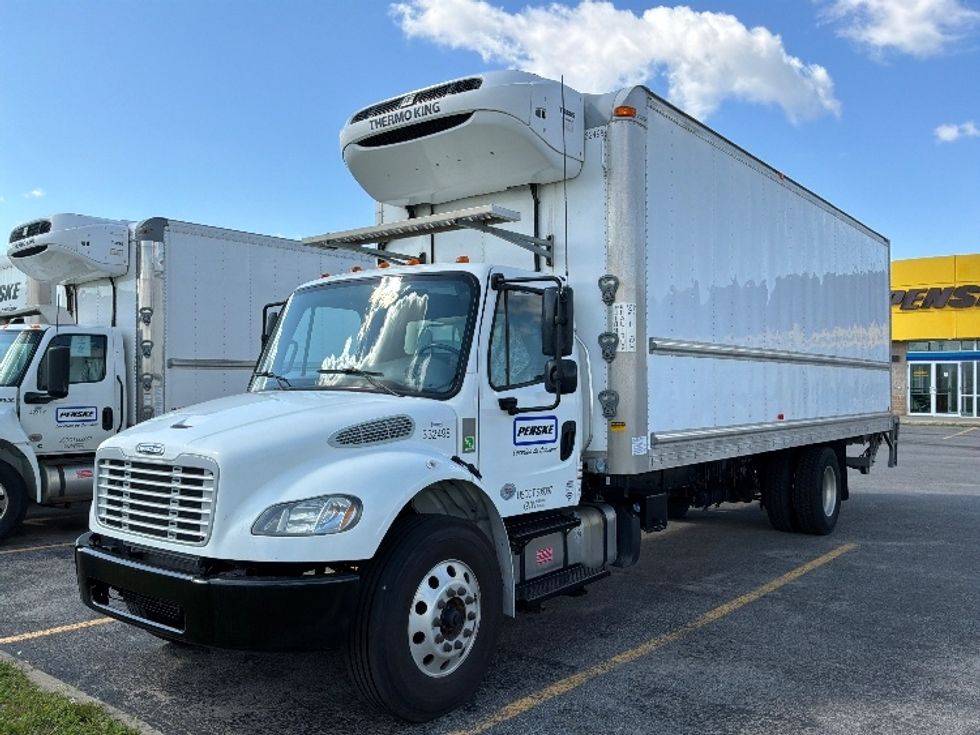 Refrigerated Truck-Light and Medium Duty Trucks-Freightliner-2020-M2-Ste-Foy-PQ-216,343\n\t\tkm-$ 72,000 - Image 3