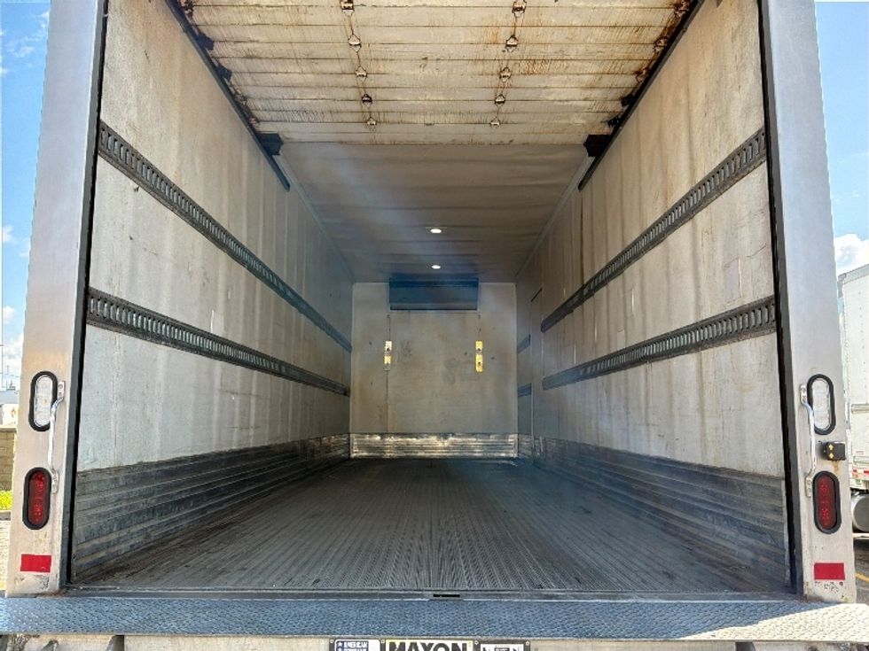 Refrigerated Truck-Light and Medium Duty Trucks-Freightliner-2020-M2-Ste-Foy-PQ-216,343\n\t\tkm-$ 72,000 - Image 8