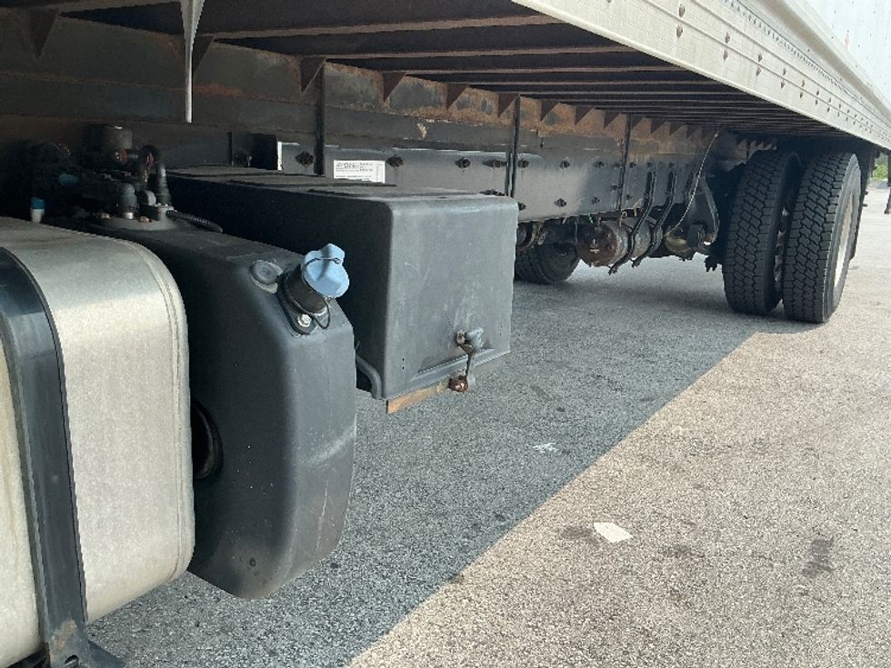 Refrigerated Truck-Light and Medium Duty Trucks-Freightliner-2020-M2-Stoney Creek-ON-237,705\n\t\tkm-$ 70,250 - Image 5