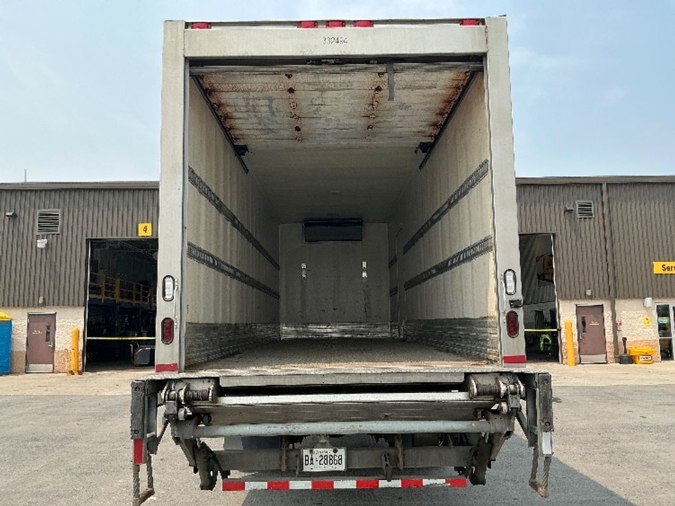 Refrigerated Truck-Light and Medium Duty Trucks-Freightliner-2020-M2-Stoney Creek-ON-237,705\n\t\tkm-$ 70,250 - Image 8