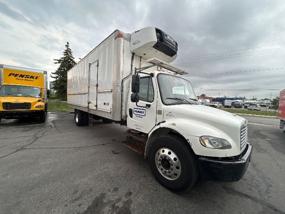 Refrigerated Truck-Light and Medium Duty Trucks-Freightliner-2020-M2-Stoney Creek-ON-257,790\n\t\tkm-$ 60,750 - Image 1